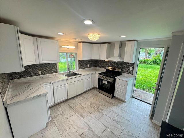 3553 N Monroe Street, Carrollton, MI 48724