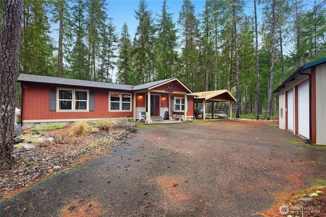 20 N Olympic Court, Hoodsport, WA 98548