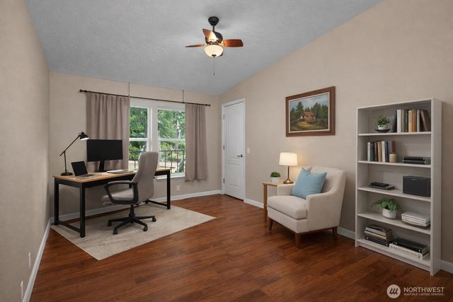 20 N Olympic Court, Hoodsport, WA 98548