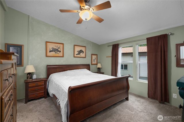 20 N Olympic Court, Hoodsport, WA 98548