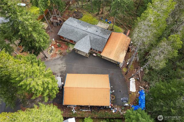 20 N Olympic Court, Hoodsport, WA 98548