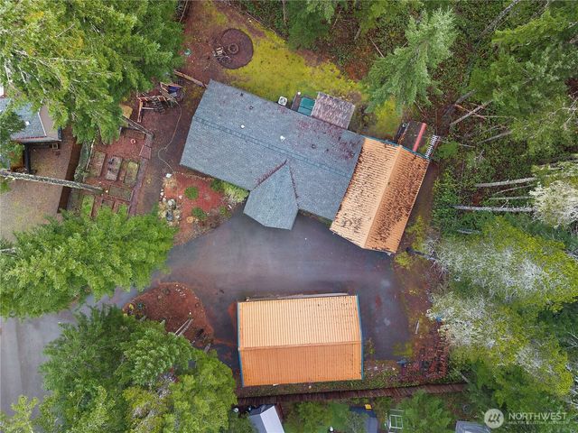 20 N Olympic Court, Hoodsport, WA 98548