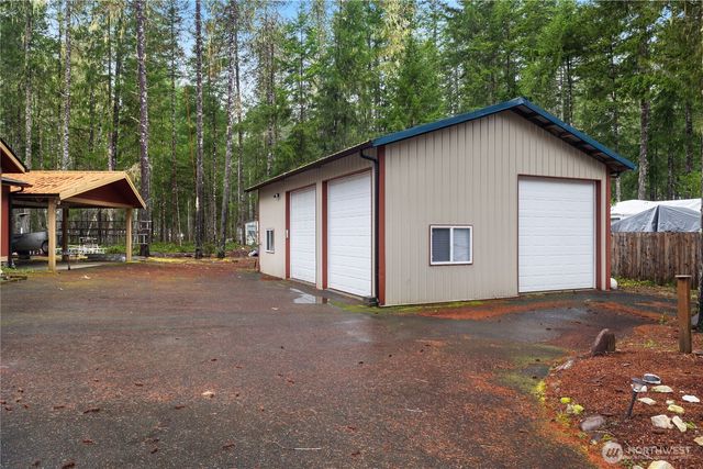 20 N Olympic Court, Hoodsport, WA 98548