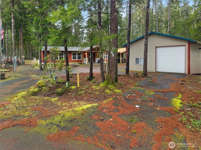 20 N Olympic Court, Hoodsport, WA 98548