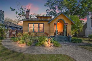3235 8TH AVENUE N, St Petersburg, FL 33713