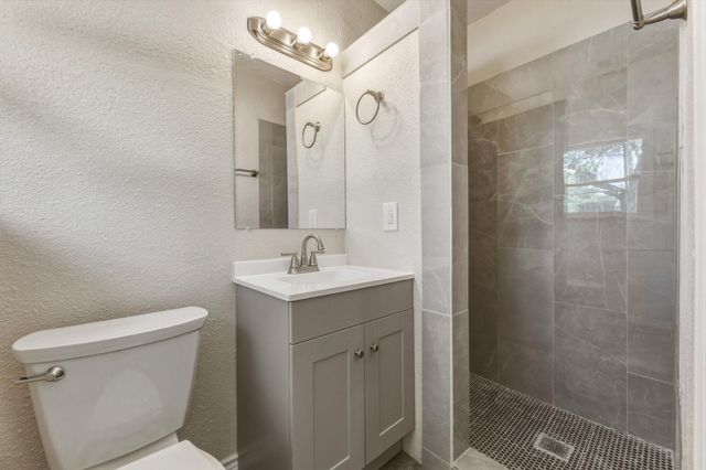 1038 Field ST, San Marcos, TX 78666