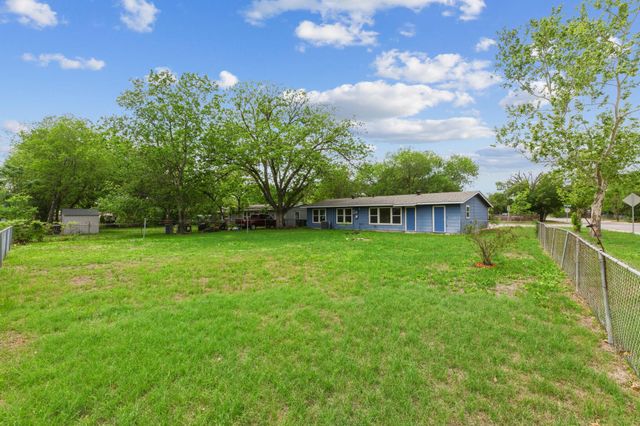 1038 Field ST, San Marcos, TX 78666