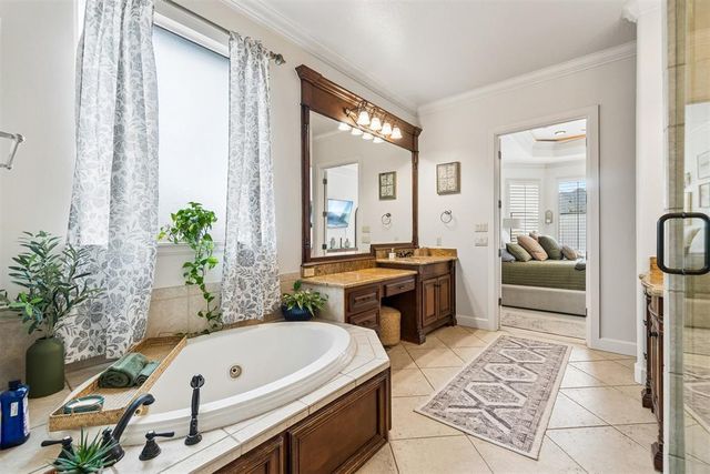 17104 Hawks Ridge Lane, Edmond, OK 73012