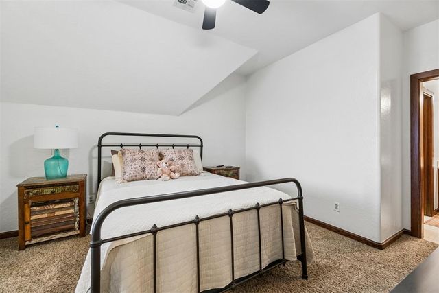 17104 Hawks Ridge Lane, Edmond, OK 73012
