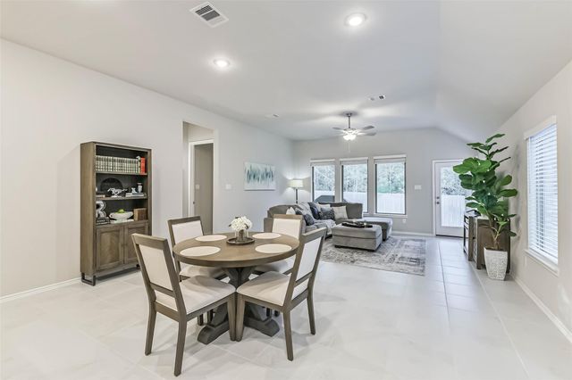 1337 Lakeside Creek Road, Magnolia, TX 77354