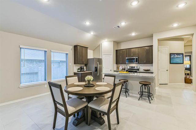 1337 Lakeside Creek Road, Magnolia, TX 77354