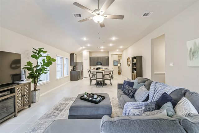 1337 Lakeside Creek Road, Magnolia, TX 77354