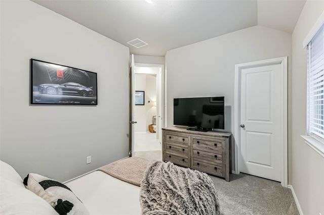 1337 Lakeside Creek Road, Magnolia, TX 77354