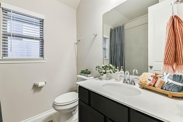 1337 Lakeside Creek Road, Magnolia, TX 77354