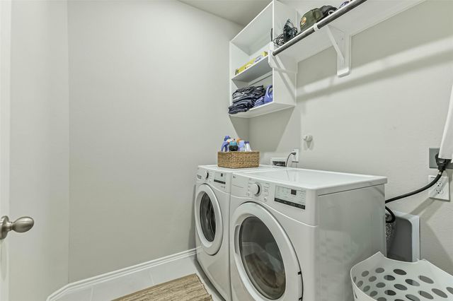 1337 Lakeside Creek Road, Magnolia, TX 77354