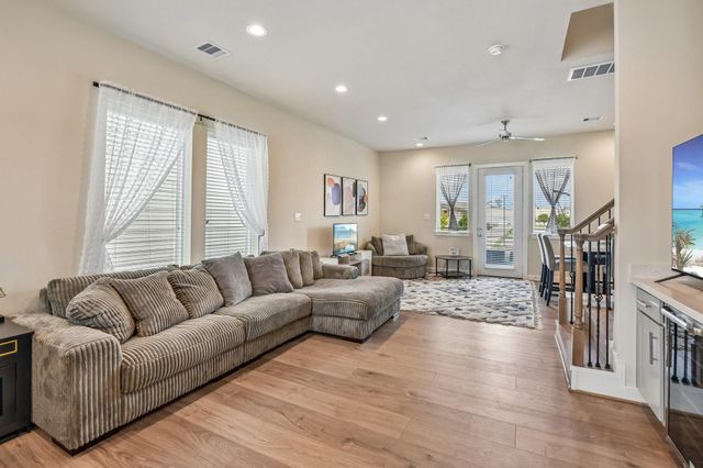 6314 Chelsea Falls Lane, Houston, TX 77008