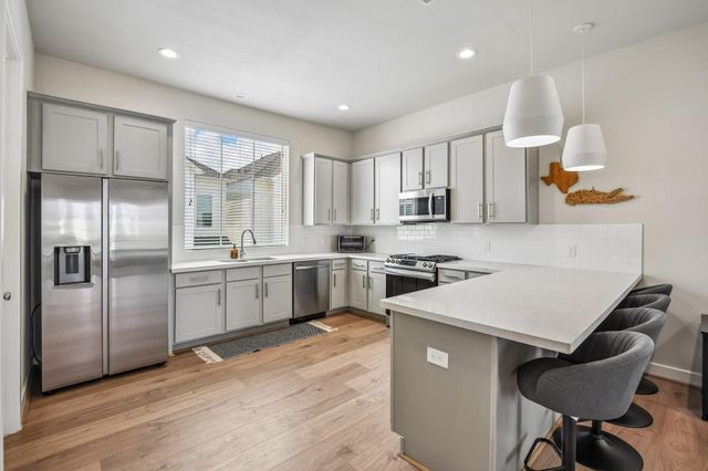 6314 Chelsea Falls Lane, Houston, TX 77008