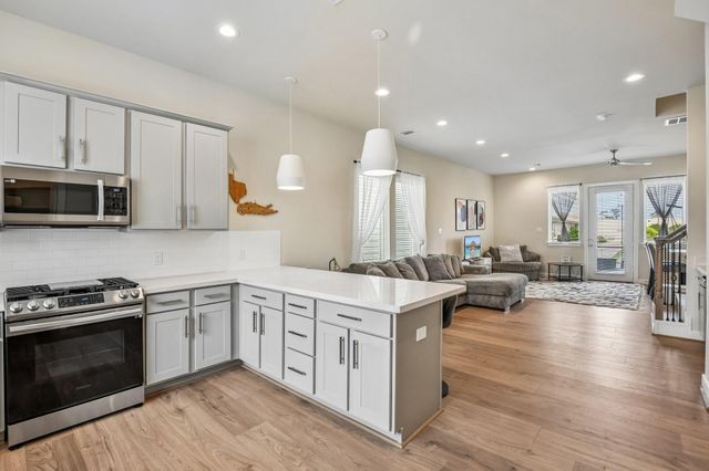 6314 Chelsea Falls Lane, Houston, TX 77008