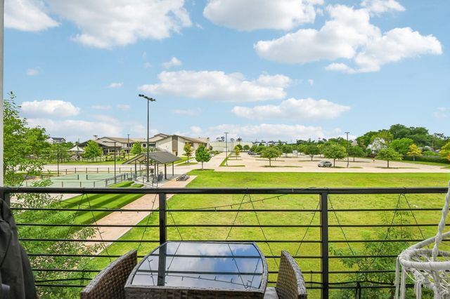 6314 Chelsea Falls Lane, Houston, TX 77008