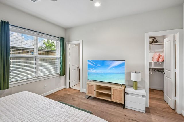 6314 Chelsea Falls Lane, Houston, TX 77008