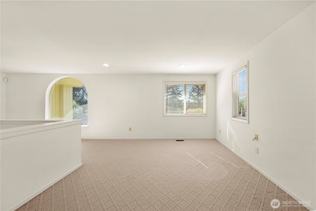 32724 6th Avenue SW, Federal Way, WA 98023
