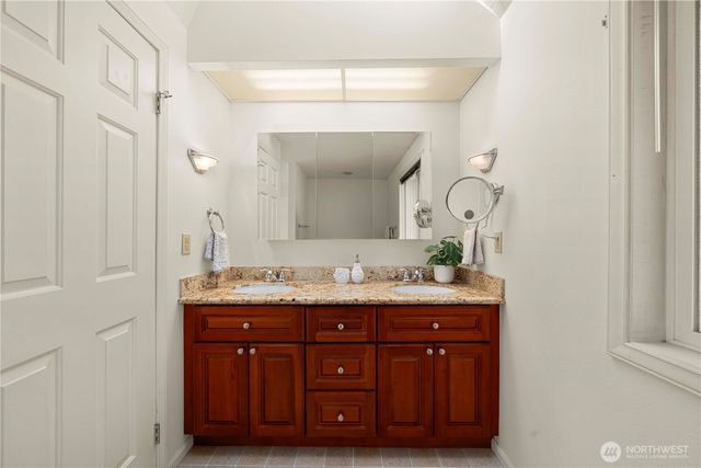 32724 6th Avenue SW, Federal Way, WA 98023