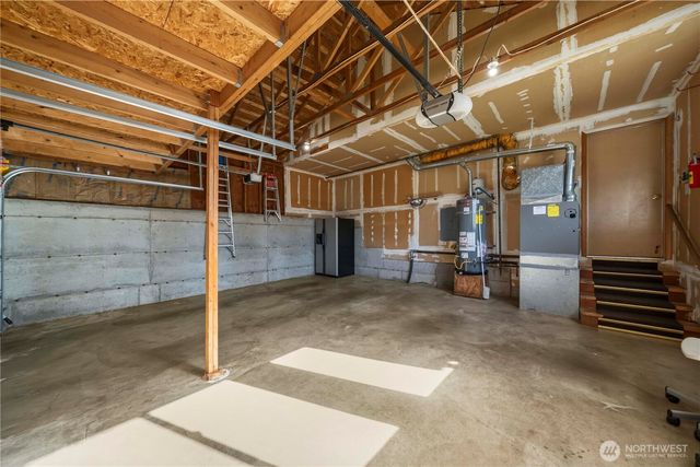 32724 6th Avenue SW, Federal Way, WA 98023