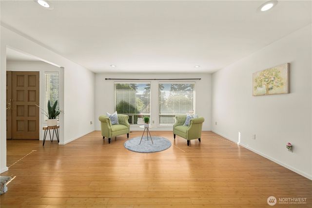 32724 6th Avenue SW, Federal Way, WA 98023