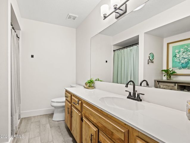 5629 N 17TH Street, Phoenix, AZ 85016