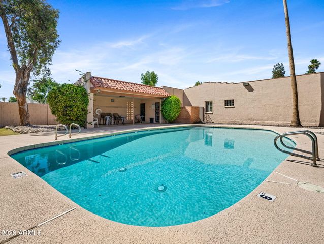 5629 N 17TH Street, Phoenix, AZ 85016