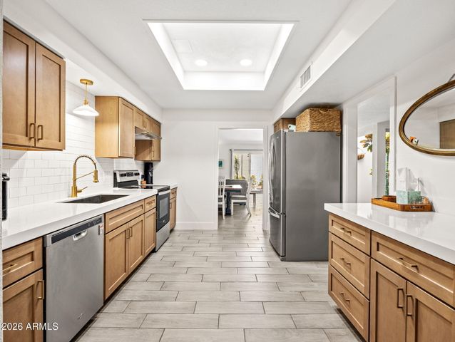 5629 N 17TH Street, Phoenix, AZ 85016