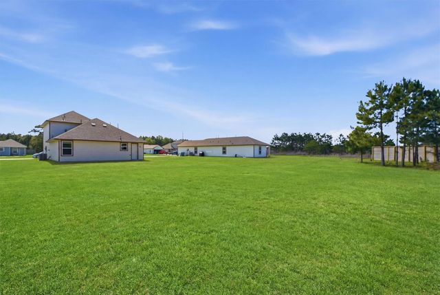 317 Road 5138, Cleveland, TX 77327