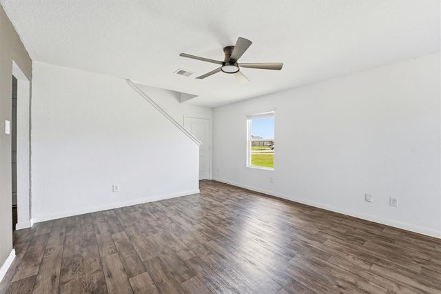 317 Road 5138, Cleveland, TX 77327