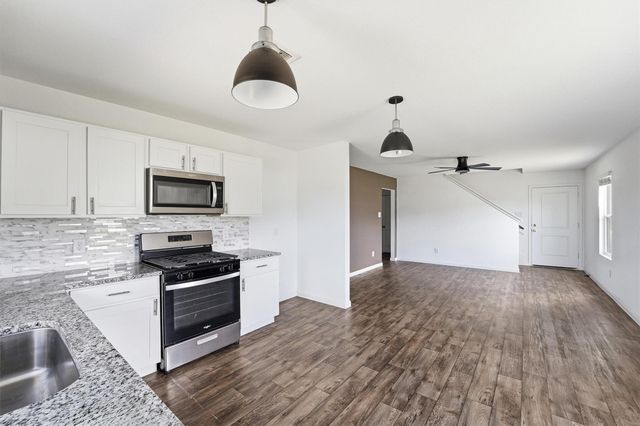 317 Road 5138, Cleveland, TX 77327