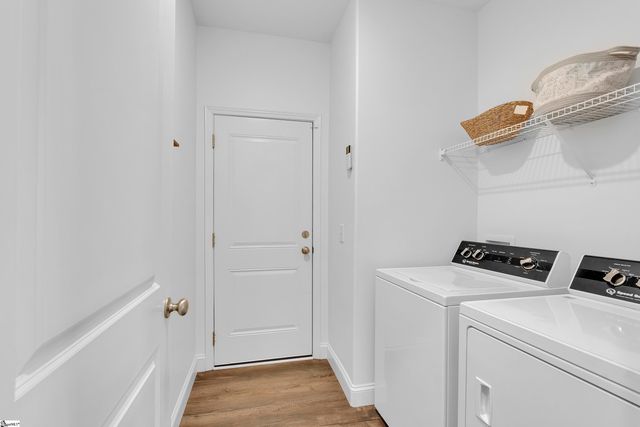 725 E Osprey Lane, Cowpens, SC 29330