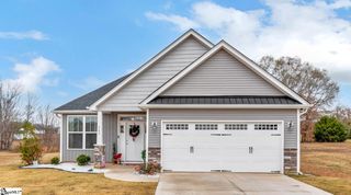 725 E Osprey Lane, Cowpens, SC 29330