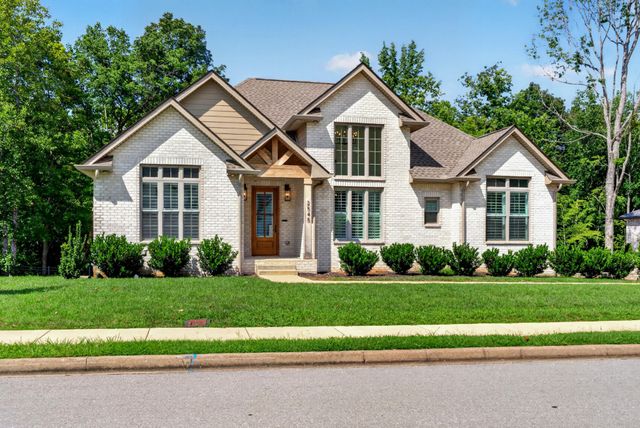 2545 Everwood Ct, Clarksville, TN 37043
