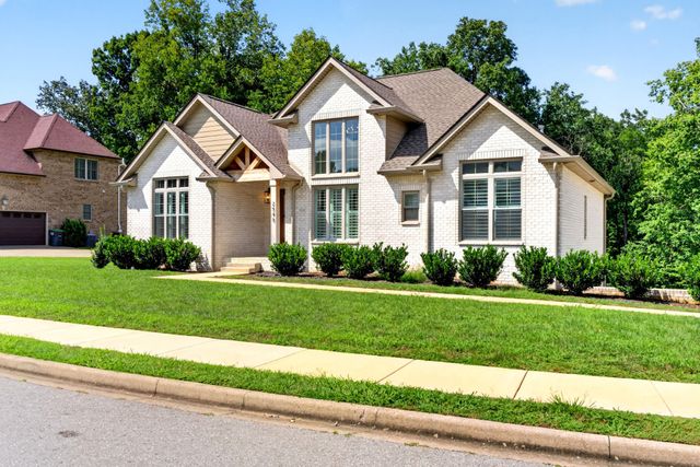 2545 Everwood Ct, Clarksville, TN 37043
