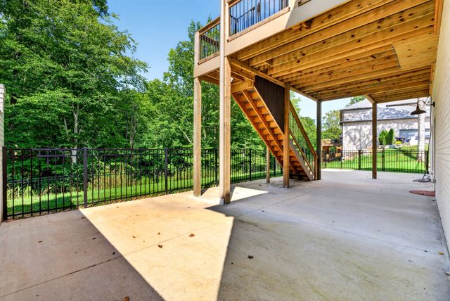 2545 Everwood Ct, Clarksville, TN 37043