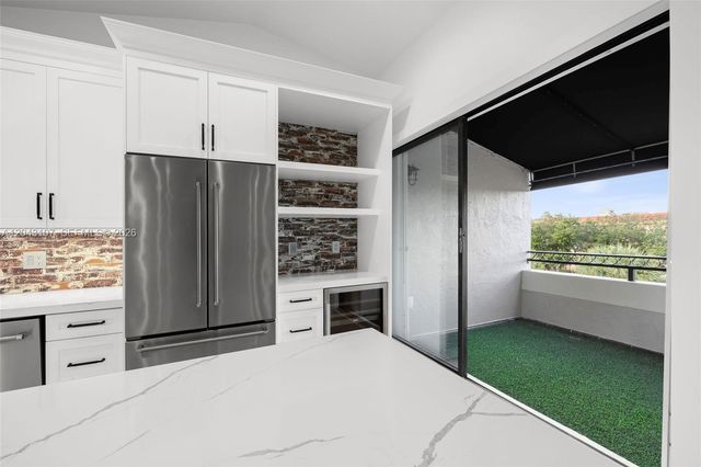 9001 SW 94th Street 201, Miami, FL 33176