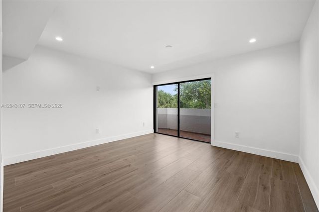 9001 SW 94th Street 201, Miami, FL 33176