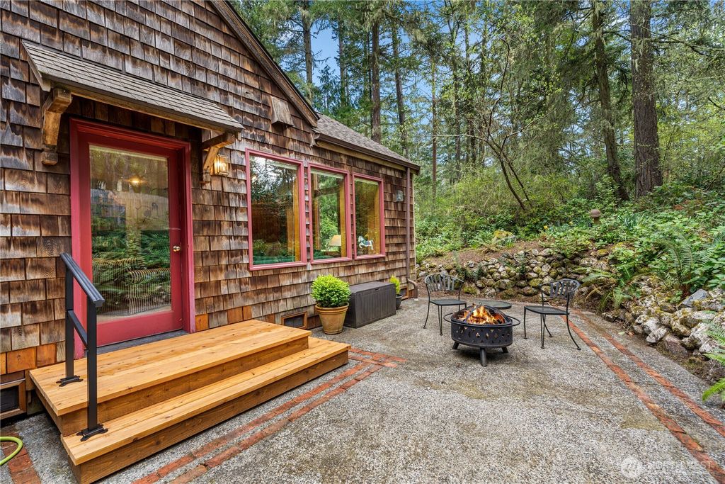 226 Ivan Road, Friday Harbor, WA 98250