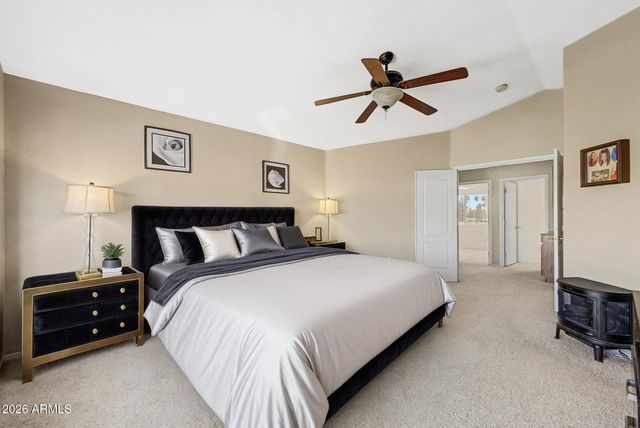 247 W OXFORD Lane, Gilbert, AZ 85233