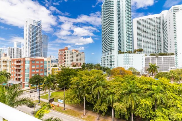 275 NE 18st 1110, Miami, FL 33132