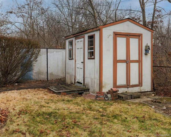 5 Junard Boulevard, Port Jefferson Station, NY 11776