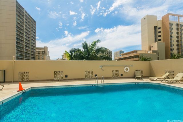 2240 Kuhio Avenue 2006, Honolulu, HI 96815