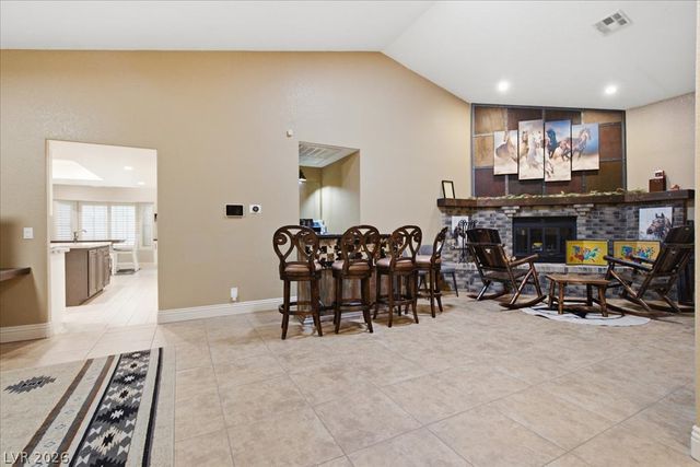 6191 Lindell Road, Las Vegas, NV 89118