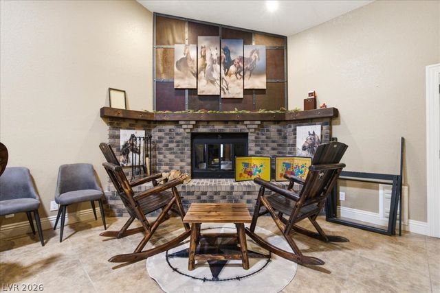 6191 Lindell Road, Las Vegas, NV 89118
