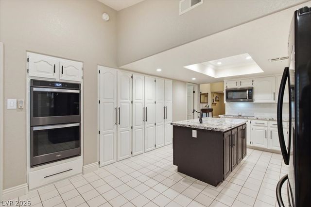 6191 Lindell Road, Las Vegas, NV 89118