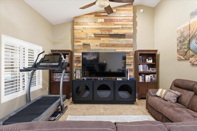 6191 Lindell Road, Las Vegas, NV 89118
